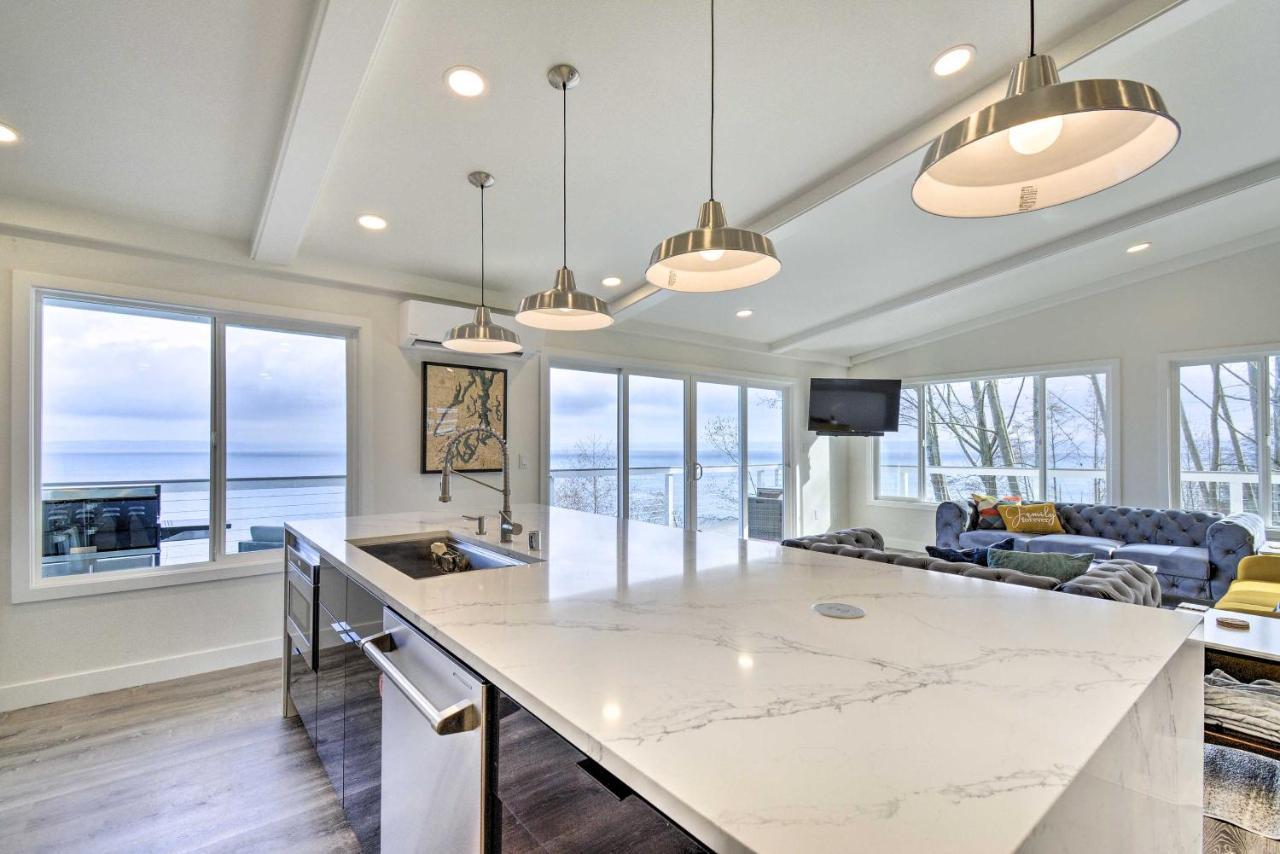 Waterfront Kingston Getaway On Puget Sound! Villa Exterior photo